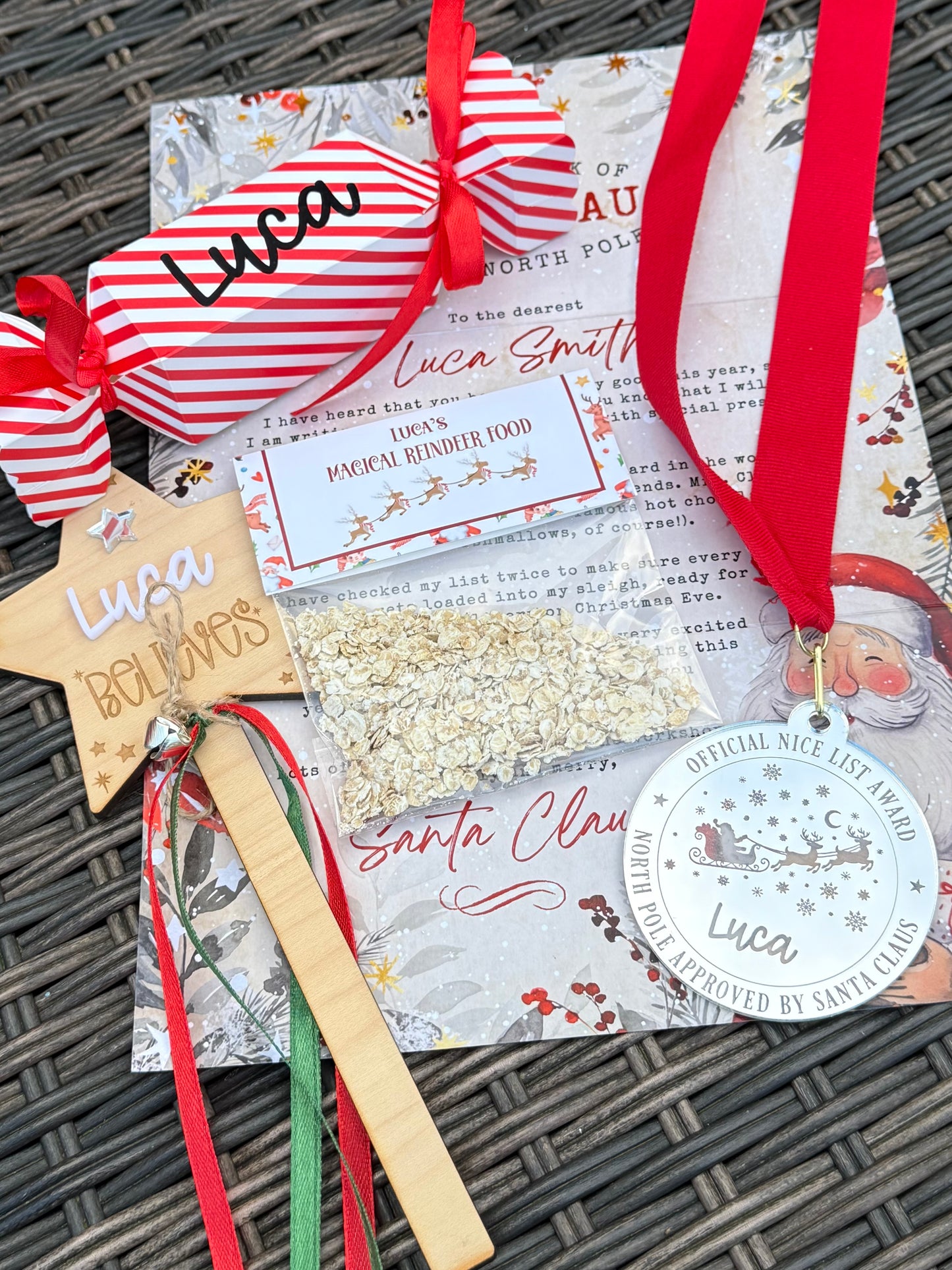 Personalised Santa Boot Christmas Gift Set – 3D Printed Boot, Letter from Santa, Reindeer Food, Believes Wand, Nice List Medal & Chocolate Treat