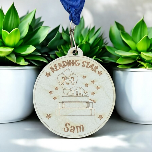 Personalised Wooden Award Medals – Student Gift – Reading Star